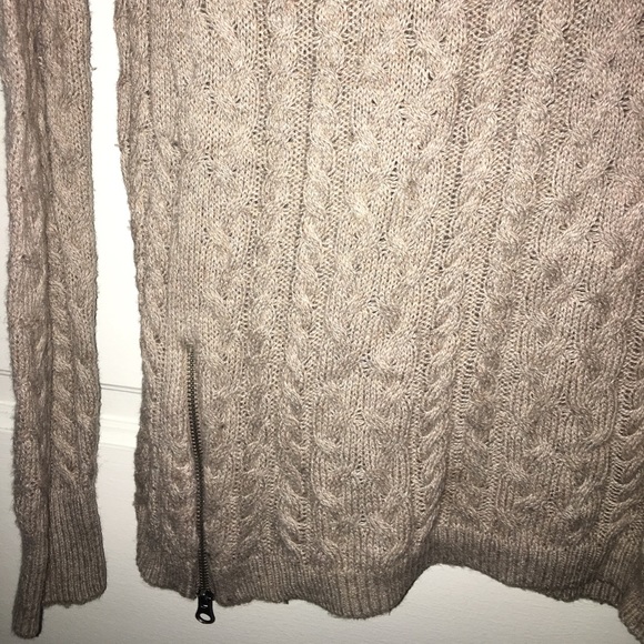 Sweater - Picture 2 of 3